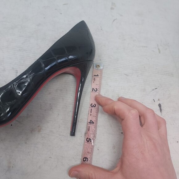 Christian Louboutin Patent Black Kate Crocodile Croc Pump Shoe - Picture 12 of 12